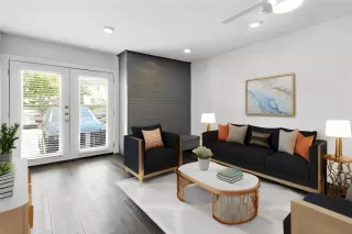 Photo #1: 5836761 Listing 