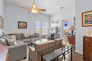 Photo #4: 6013495 Listing 