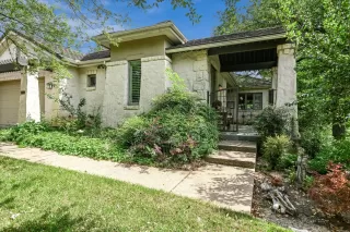 More Details about MLS # 6074732 : 2305 BARTON CREEK BLVD 28