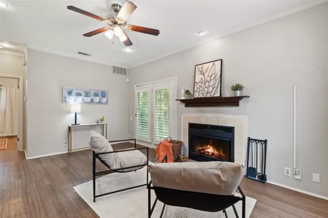 MLS: 6088869 Condo For Sale