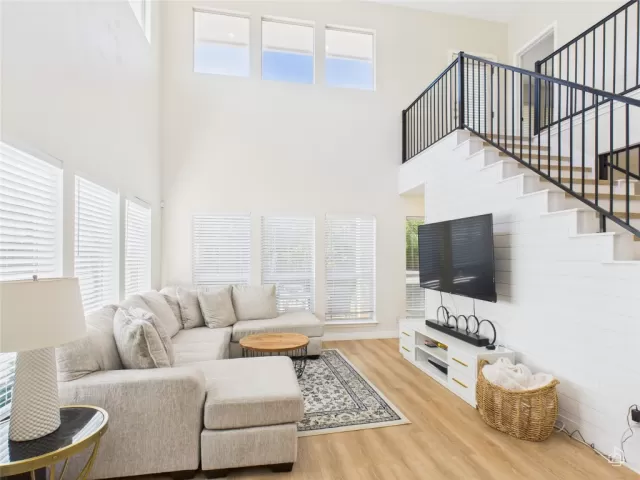 MLS: 6197800 Condo For Sale