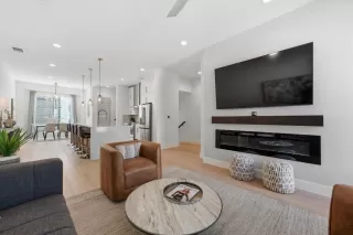 Photo #4: 6227929 Listing