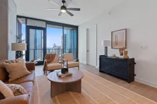 Photo #3: 6375808 Listing 