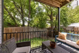 Photo #1: 6402228 Listing