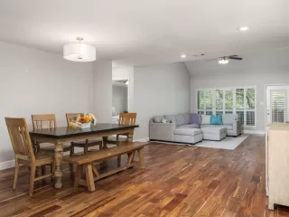 Photo #4: 6414354 Listing