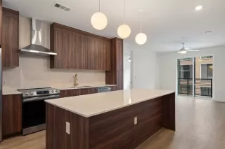 Photo #5: 6514019 Listing 