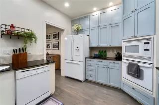 Photo #5: 6549704 Listing