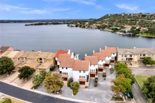 Photo #2: 6599404 Listing 