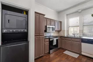 Photo #6: 6646436 Listing 