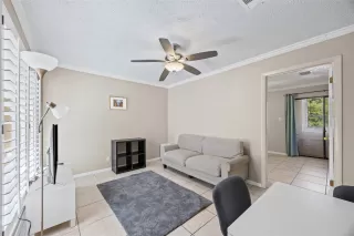 Photo #2: 6673727 Listing