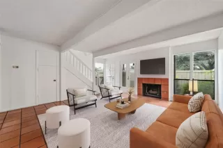 Photo #1: 6710131 Listing