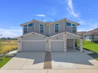 Photo #1: 6725358 Listing