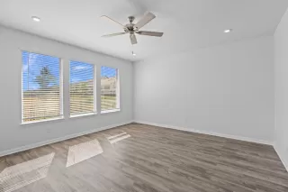 Photo #6: 6725358 Listing