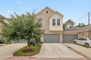 Photo #1: 6763014 Listing 