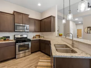 Photo #5: 6804564 Listing 