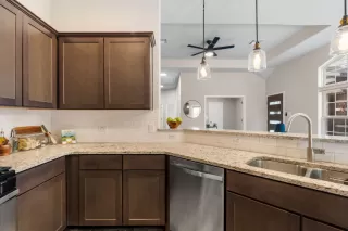 Photo #6: 6804564 Listing 