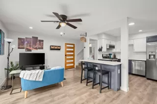 More Details about MLS # 6935871 : 4800 WESTGATE BLVD 103