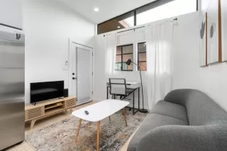 Photo #4: 6958156 Listing 