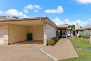 Photo #1: 6977226 Listing