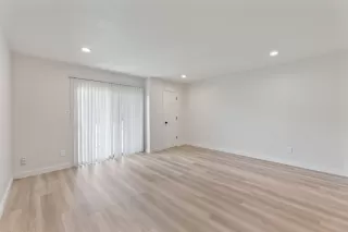 Photo #6: 7059175 Listing 