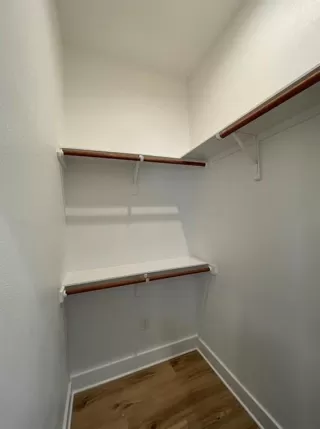 Photo #6: 7164258 Listing 