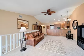 Photo #3: 7205416 Listing