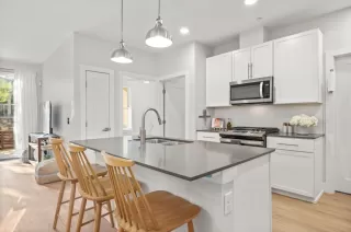 Photo #3: 7247117 Listing 