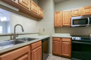 Photo #5: 7251290 Listing 