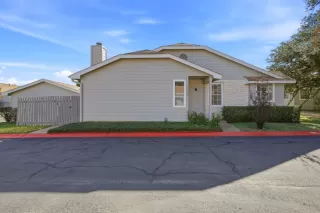 Photo #1: 7264597 Listing