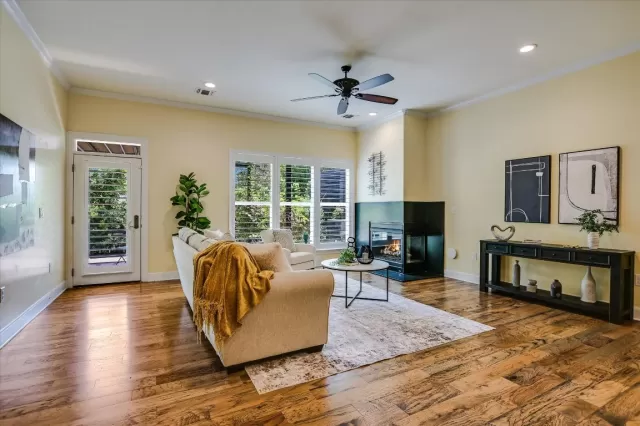 MLS: 7293420 Condo For Sale