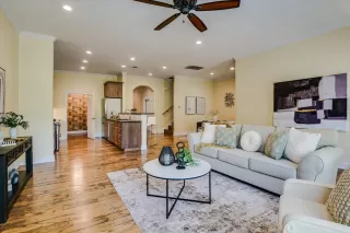 Photo #3: 7293420 Listing 