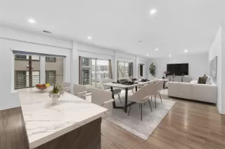 Photo #3: 7395331 Listing