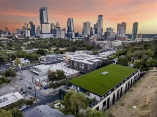 Photo #4: 7436420 Listing