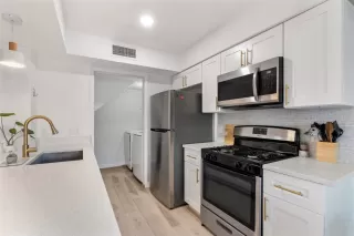 Photo #4: 7474532 Listing 