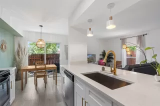 Photo #5: 7474532 Listing 