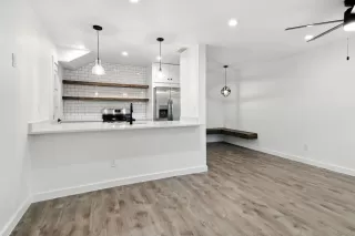 Photo #2: 7488473 Listing