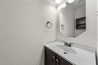 Photo #6: 7534863 Listing