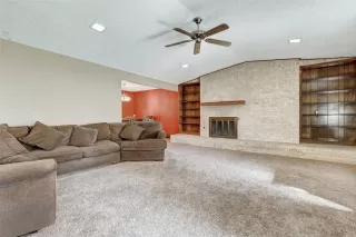 Photo #6: 7546556 Listing