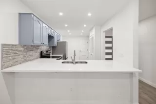 Photo #5: 7587387 Listing 