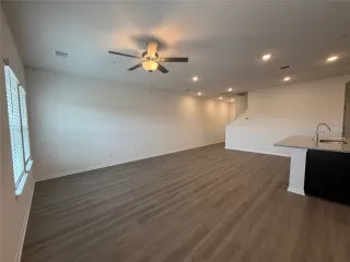 Photo #5: 7623222 Listing 