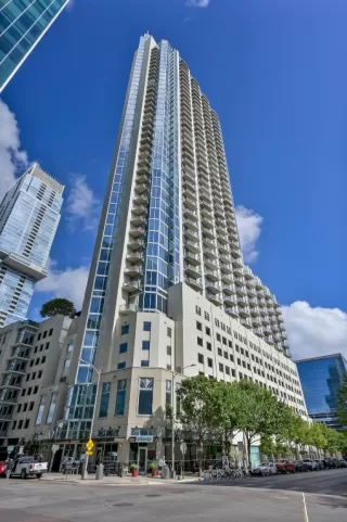 Photo #4: 7641455 Listing