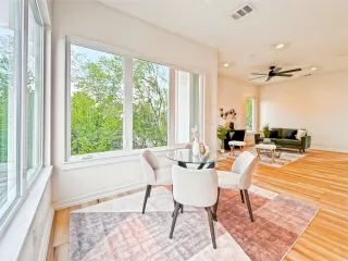 Photo #1: 7758270 Listing 