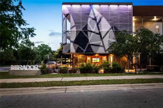 MLS: 7815852 Condo For Sale