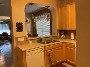 Photo #6: 7951793 Listing 