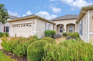 Click for more information on MLS # 8030058 : 125 NASSAU CIR More Details about MLS # 8030058 : 125 NASSAU CIR