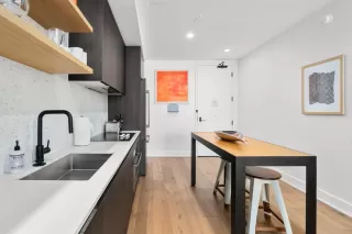 Photo #6: 8067922 Listing 