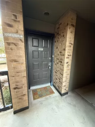 Photo #1: 8120429 Listing 