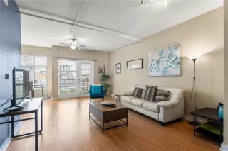 More Details about MLS # 8171260 : 711 W 26TH ST 706