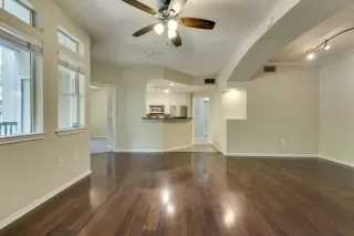 Photo #2: 8214322 Listing 