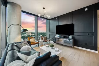 Photo #2: 8214411 Listing 